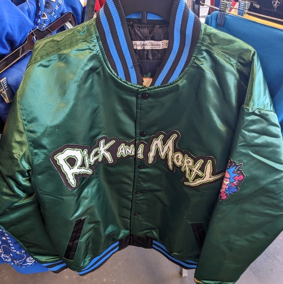 Bomber jacket - Picture 2 of 2